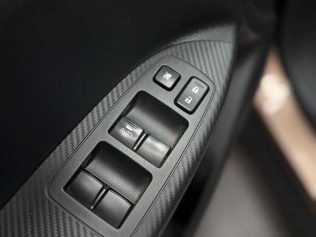 Mitsubishi Eclipse Cross Top 2WD 1.5 T-MIVEC|HUD|LED|AHK|KAM