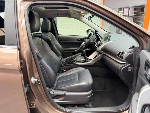 Mitsubishi Eclipse Cross Top 2WD 1.5 T-MIVEC|HUD|LED|AHK|KAM