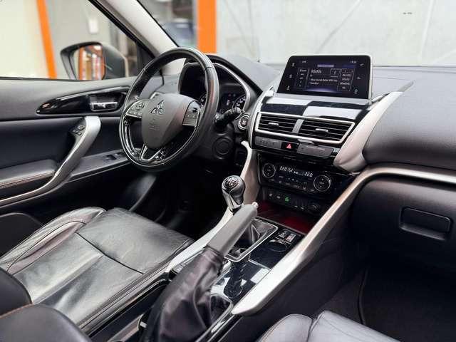 Mitsubishi Eclipse Cross Top 2WD 1.5 T-MIVEC|HUD|LED|AHK|KAM