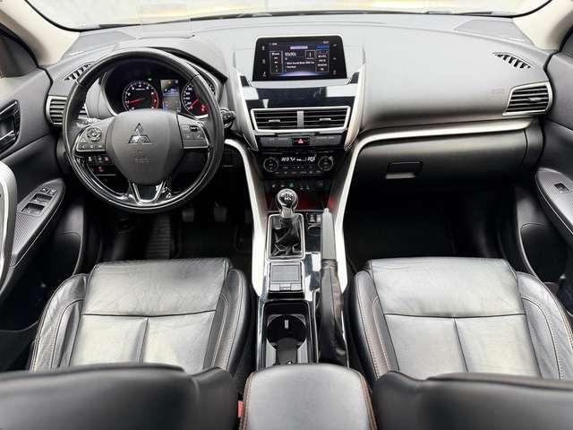 Mitsubishi Eclipse Cross Top 2WD 1.5 T-MIVEC|HUD|LED|AHK|KAM