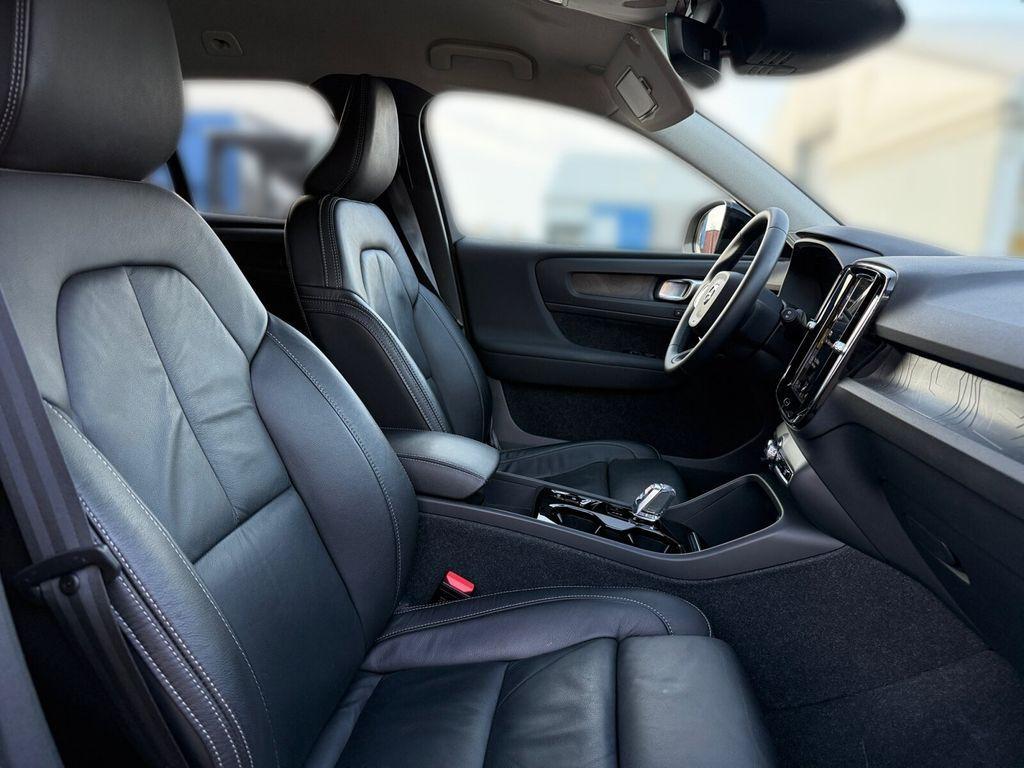 Volvo XC40 T5 2WD Plus Dark NAVI+R.-KAMERA+MEMORYSITZ