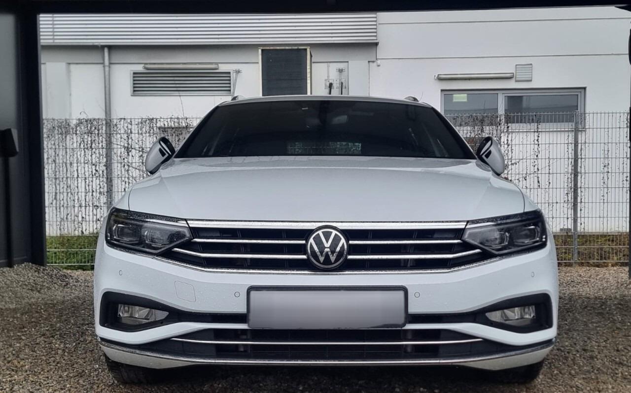 Volkswagen Passat 2.0 TDI DSG,PANO,STANDH,AHK,LEDER,VIRTUAL