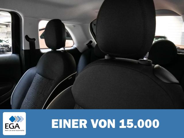 Fiat 500e Navi Soundsystem JBL Apple CarPlay Android Auto Klimaautom Fahrerprofil DAB