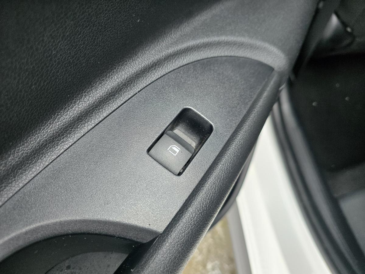 Hyundai i20 1.2 MPI N-Line #LED #TEMPOMAT #NAVI #RFK #ALU  