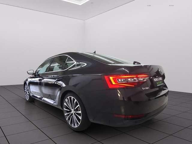 Skoda Superb L&K Automatik *ACC*Bi-Xenon*Leder*RFK*AHK