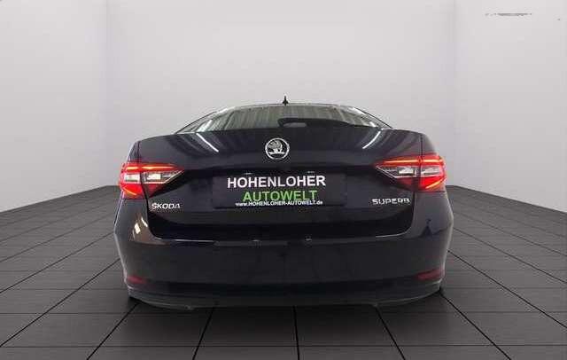 Skoda Superb L&K Automatik *ACC*Bi-Xenon*Leder*RFK*AHK