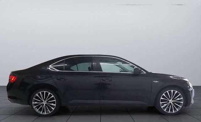 Skoda Superb L&K Automatik *ACC*Bi-Xenon*Leder*RFK*AHK