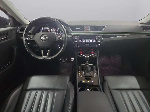 Skoda Superb L&K Automatik *ACC*Bi-Xenon*Leder*RFK*AHK