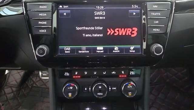 Skoda Superb L&K Automatik *ACC*Bi-Xenon*Leder*RFK*AHK