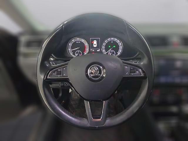 Skoda Superb L&K Automatik *ACC*Bi-Xenon*Leder*RFK*AHK