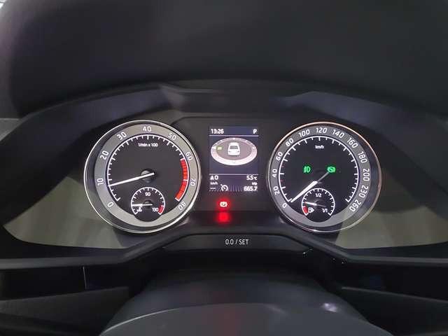 Skoda Superb L&K Automatik *ACC*Bi-Xenon*Leder*RFK*AHK