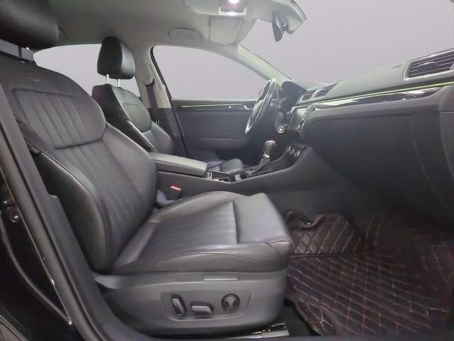Skoda Superb L&K Automatik *ACC*Bi-Xenon*Leder*RFK*AHK