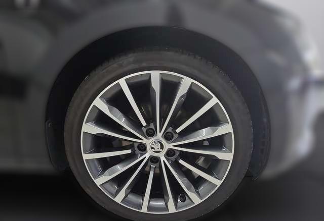 Skoda Superb L&K Automatik *ACC*Bi-Xenon*Leder*RFK*AHK