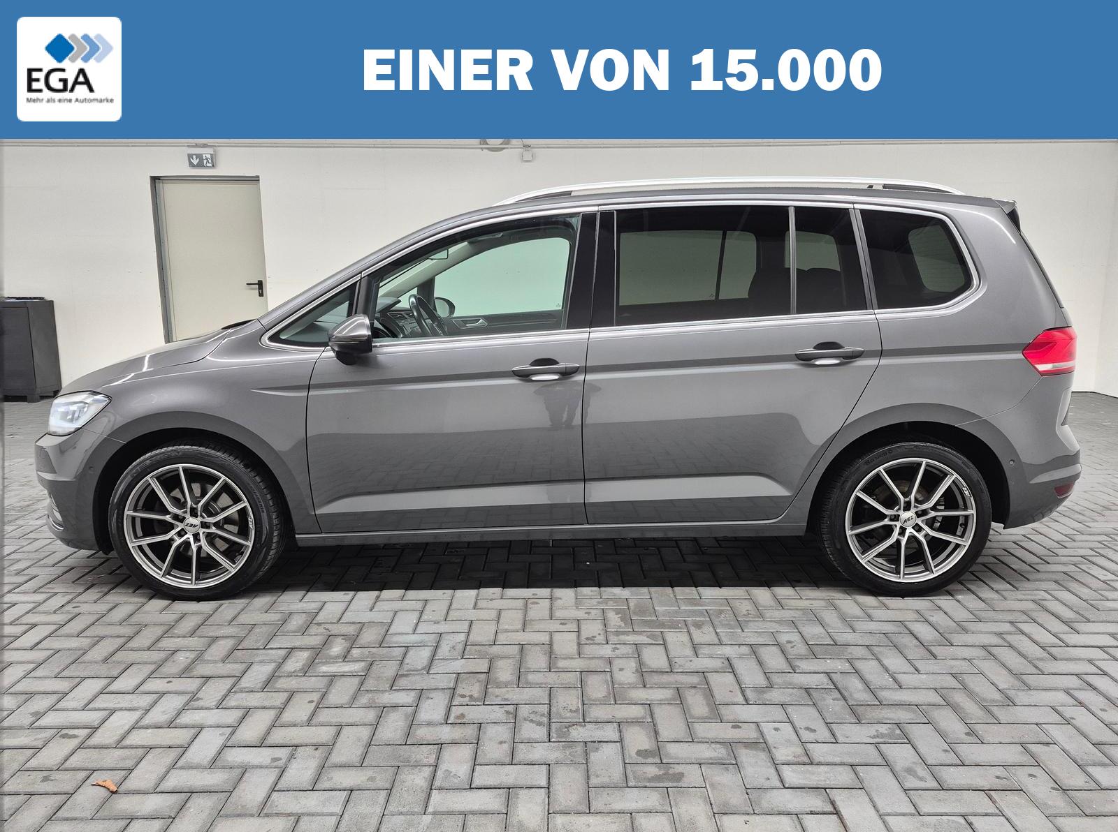 Volkswagen Touran Highline 7-Sitzer/LED/Navi/SHZ/Kam/eHeck