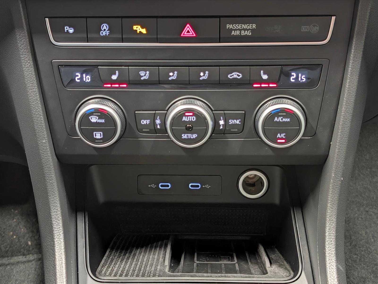 Seat Ateca LED/Navi/ACC/Beats/AHK/360°/SHZ/LHZ/17-LM