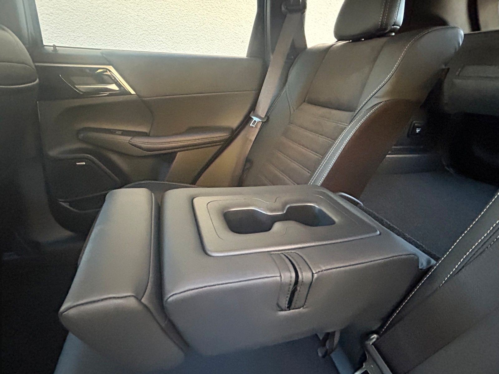 Mitsubishi Outlander PHEV Intro Edition 0,99 % Zins