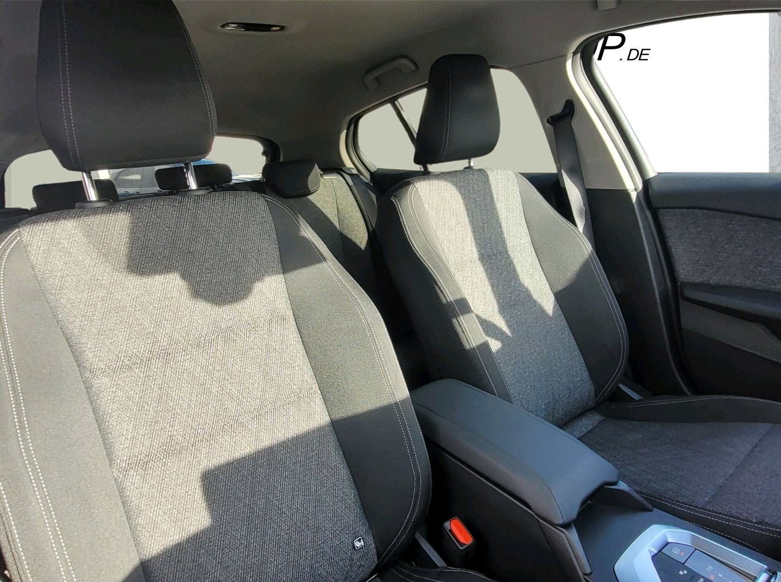 BMW 120 DKG NAVI AHK LED PARKASSIST KOMFORTZG SHZG HIFI HK DAB