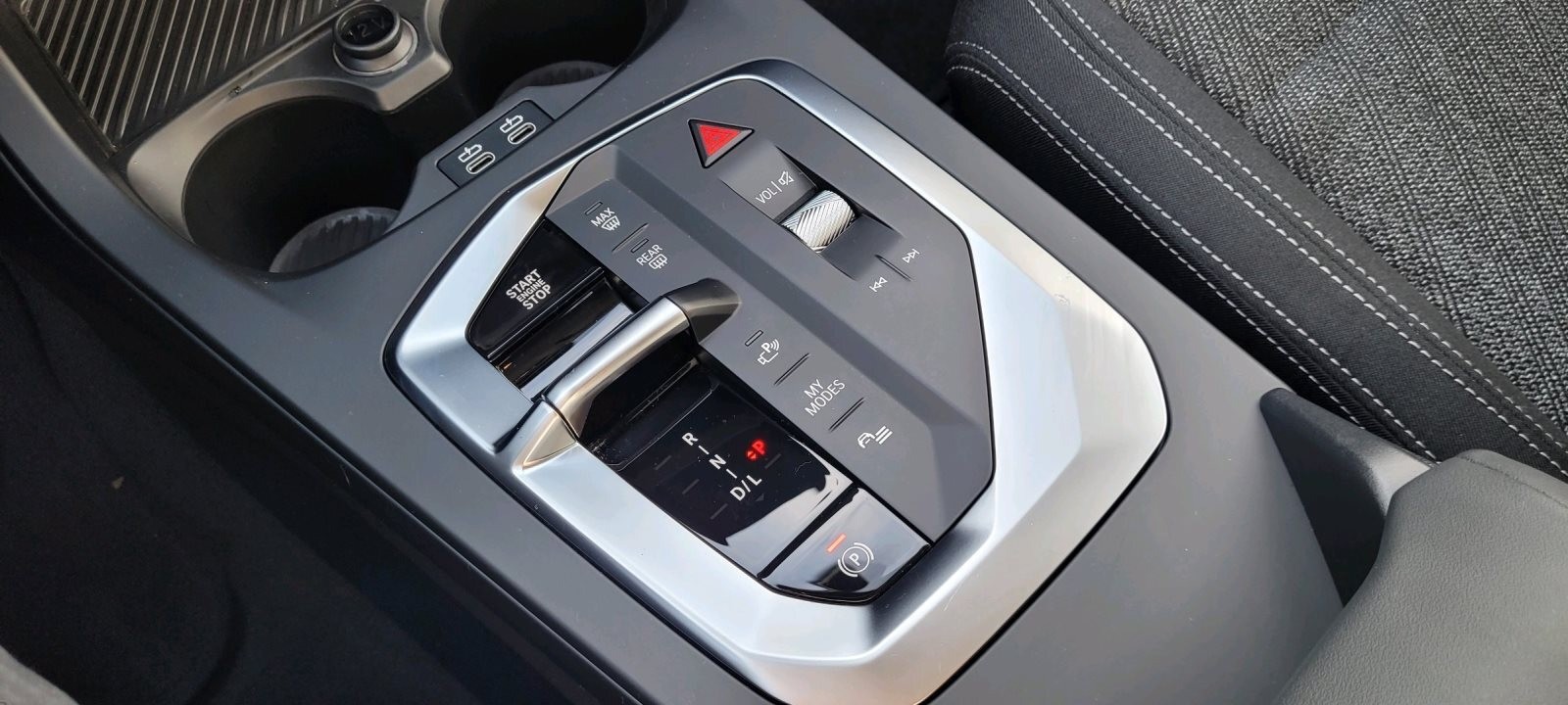 BMW 120 DKG NAVI AHK LED PARKASSIST KOMFORTZG SHZG HIFI HK DAB
