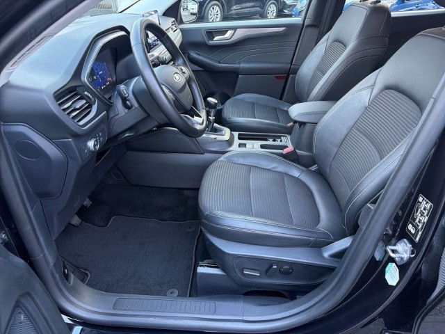 Ford Kuga Titanium X AHK schwenkbar LED TWA M&S Head-up