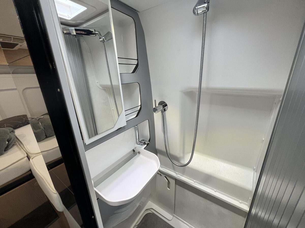 Mooveo Van 60 EB Automatik+Markise+Standklima+Dieselh.