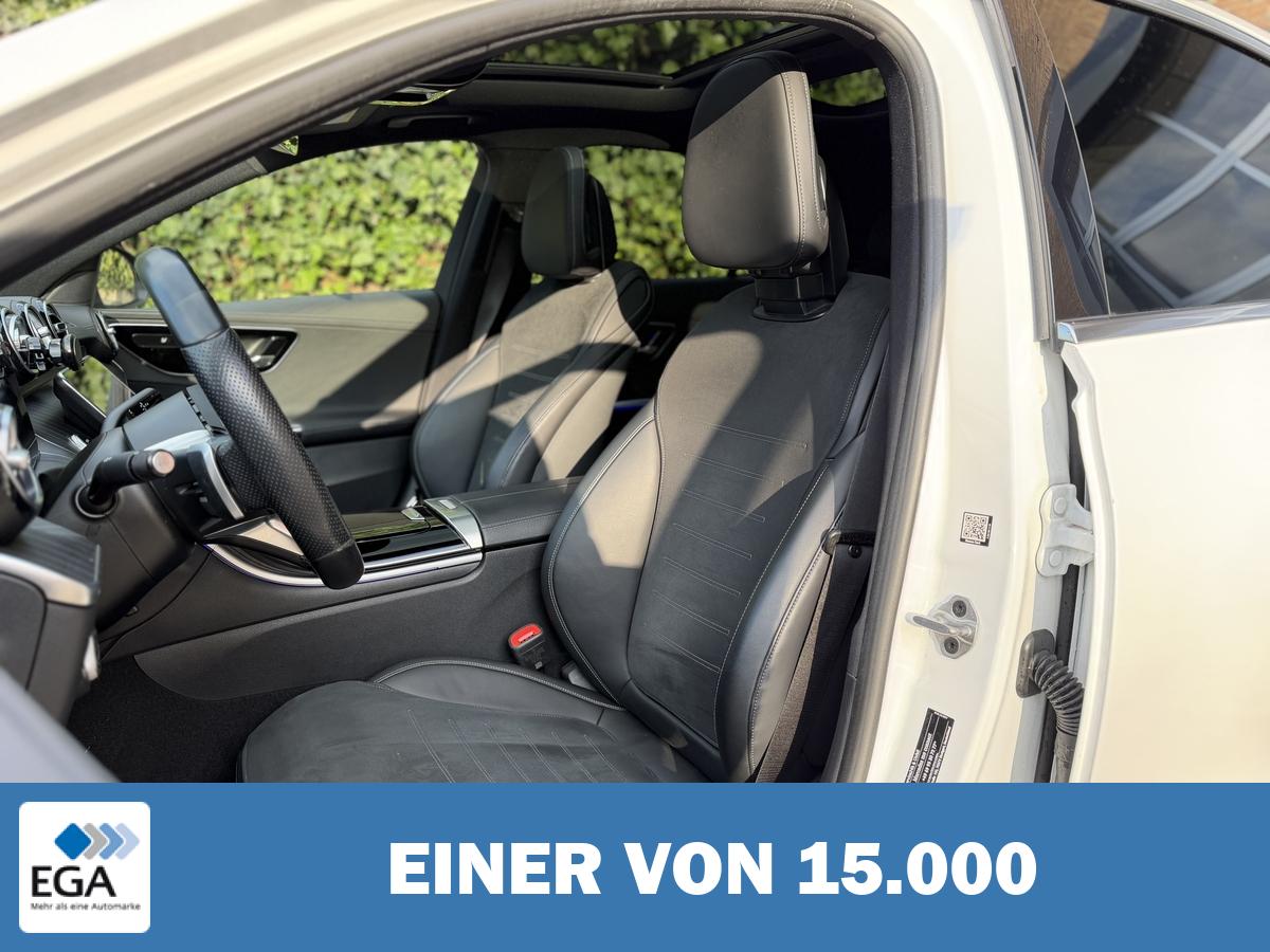 Mercedes-Benz C 300 d AMG LINE LED / NAVI / KAMERA / PANO / SPURHALTE