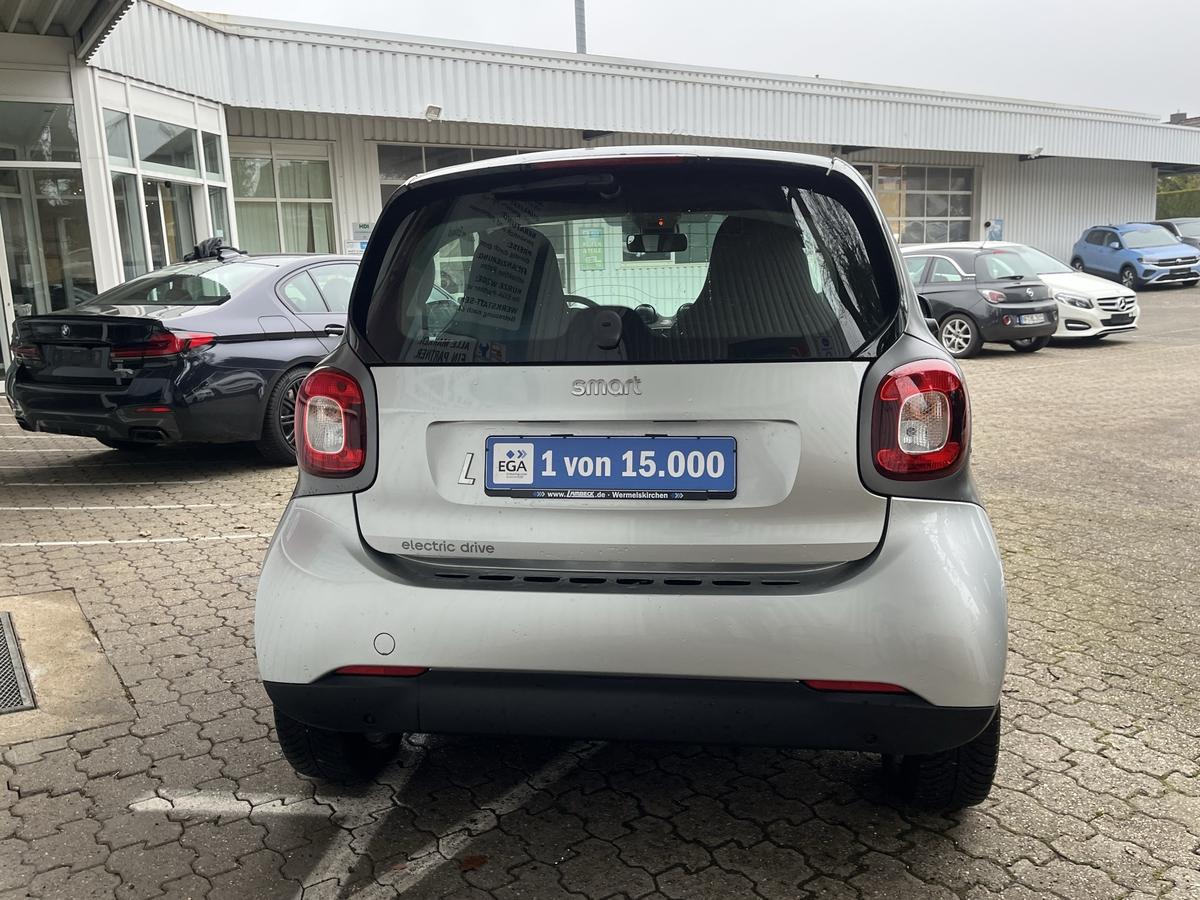 Smart ForTwo EQ*COOL & AUDIO*SEHR GEPFLEGT*ALLWETTER*ALU