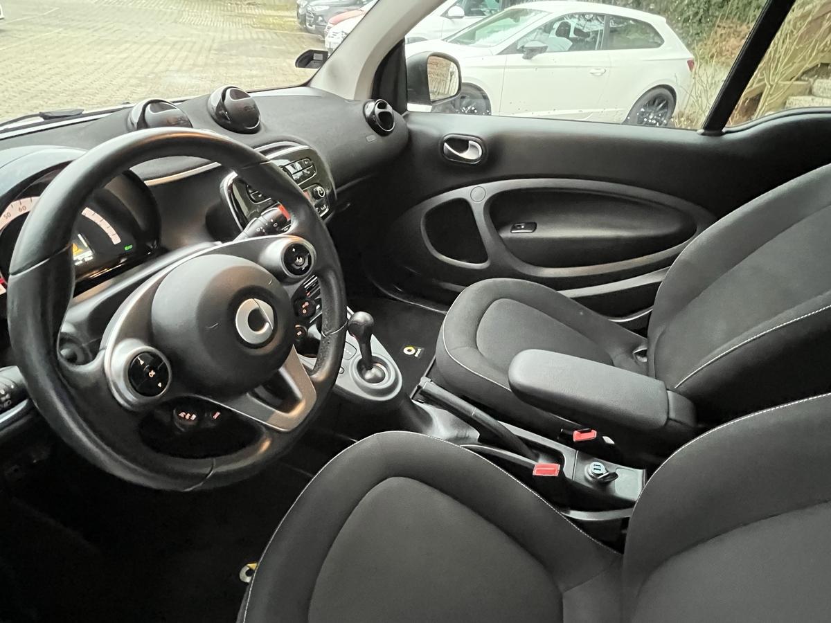 Smart ForTwo EQ*COOL & AUDIO*SEHR GEPFLEGT*ALLWETTER*ALU