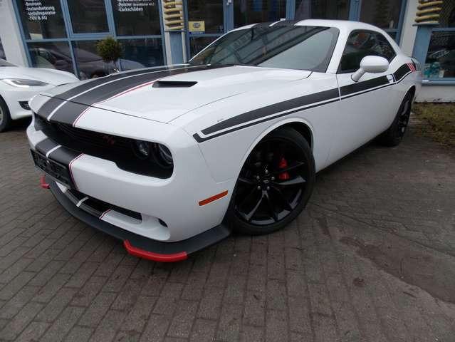 Dodge Challenger 6,4 Scat Pack