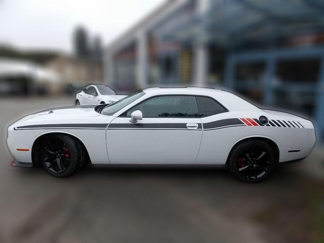 Dodge Challenger 6,4 Scat Pack