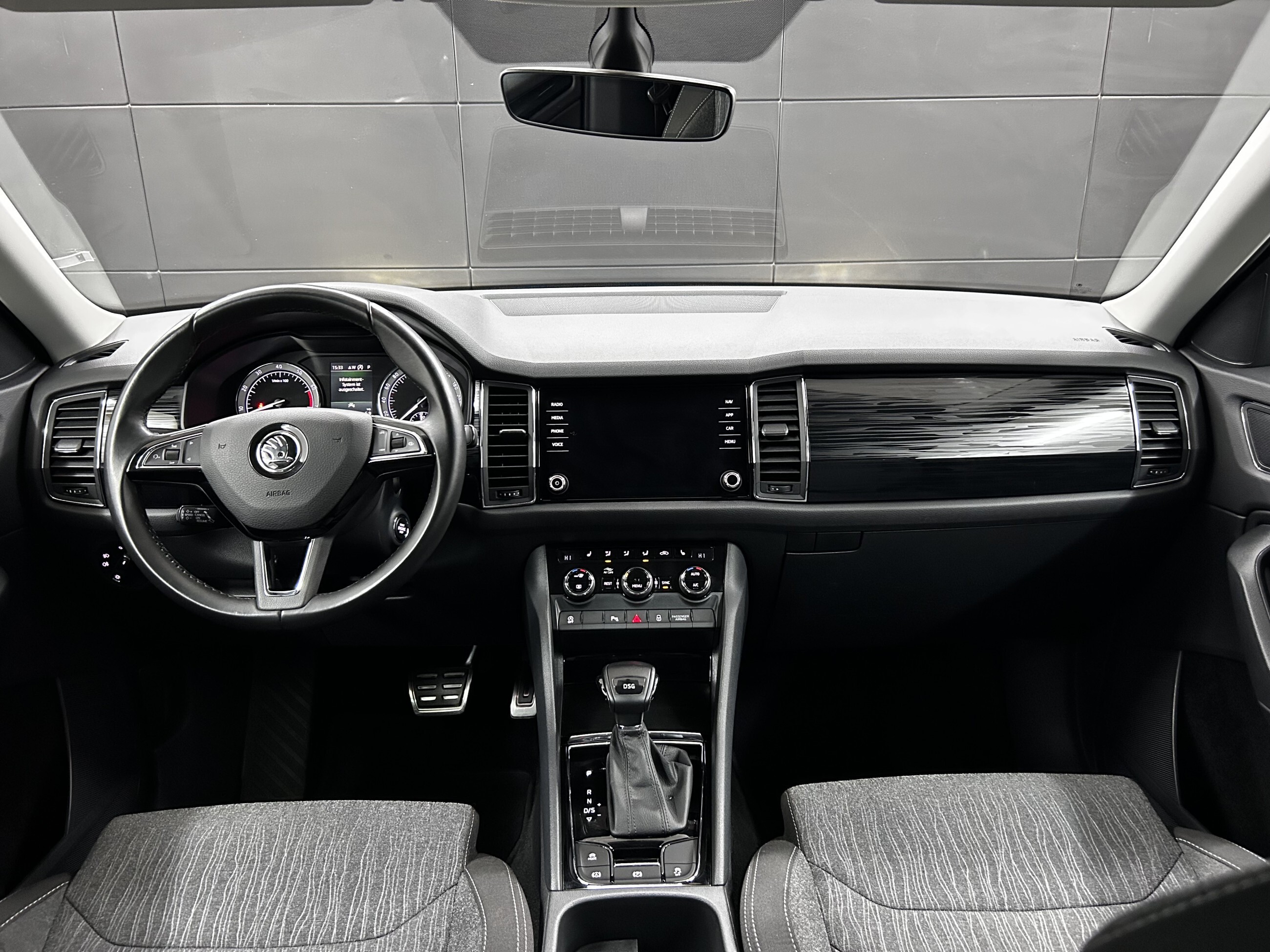 Skoda Kodiaq Ambiente+Carplay+Keyless+LED+AHK+DAB+Navi