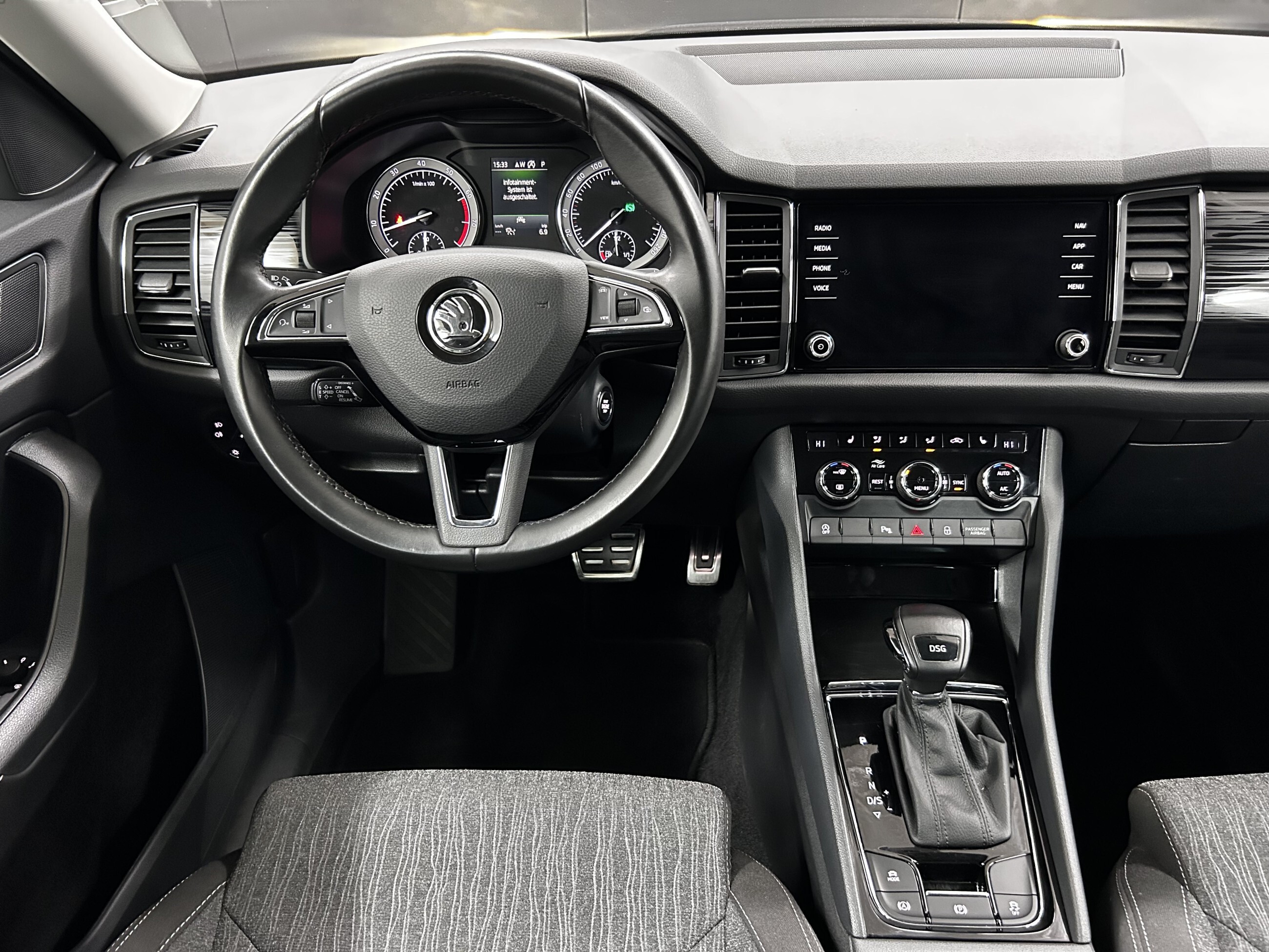 Skoda Kodiaq Ambiente+Carplay+Keyless+LED+AHK+DAB+Navi