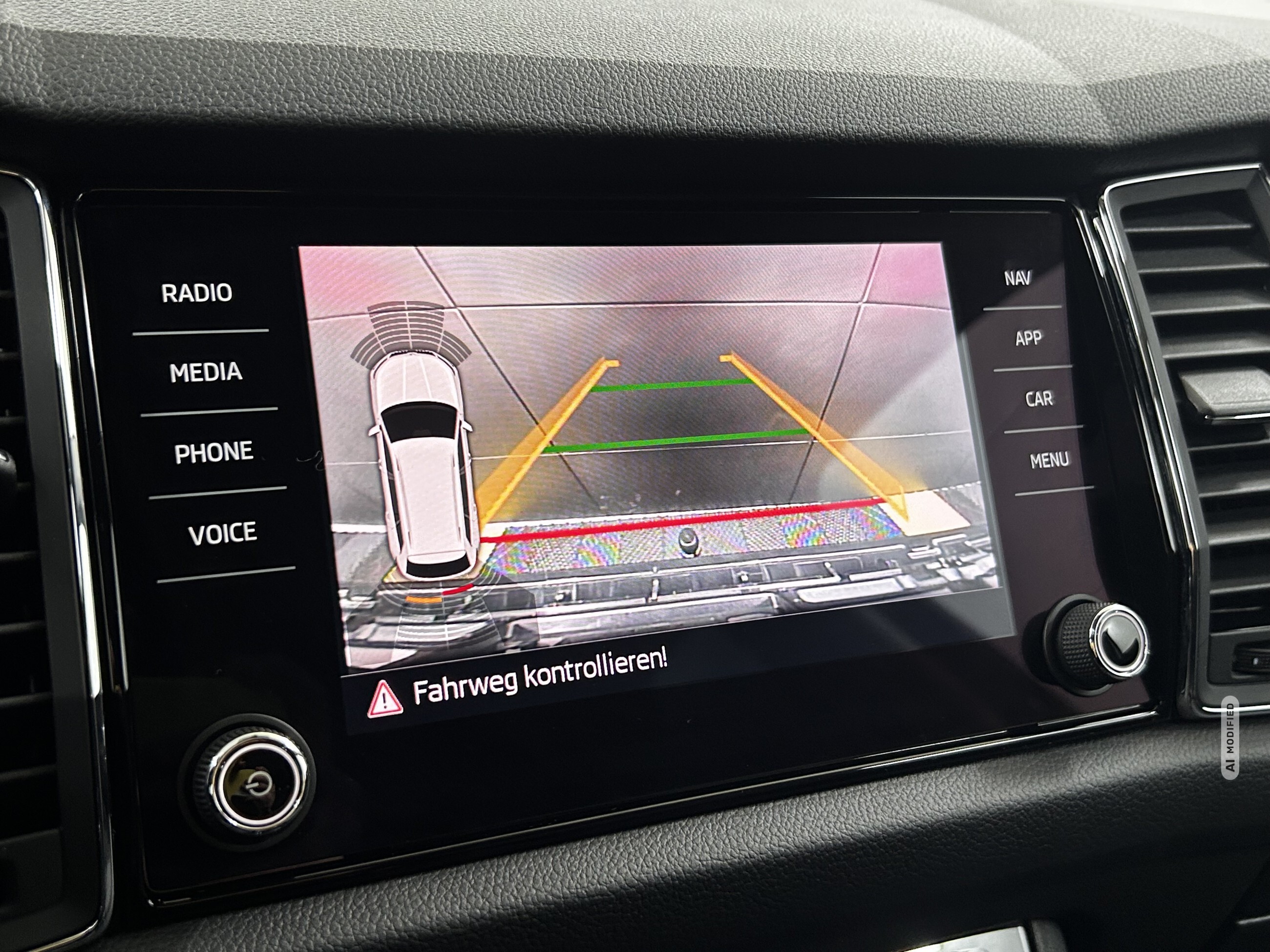 Skoda Kodiaq Style+ACC+Ambi+Memo+Kessy+LED+AHK+Sitzhz.