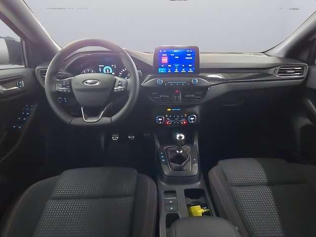 Ford Focus Turnier ST-Line*LED*Navi*PDC*SHZ*