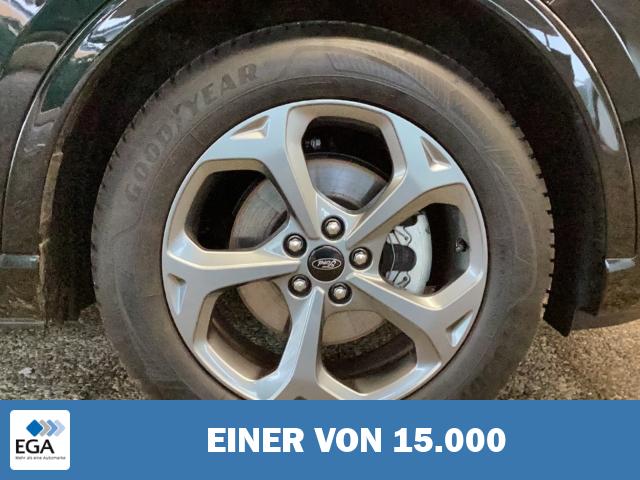 Ford Kuga ST-LINE NAVI / LED / PDC / KAMERA / WINTER-PAKET FACELIFT