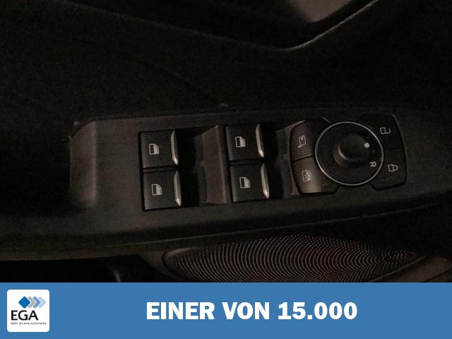 Ford Kuga ST-LINE NAVI / LED / PDC / KAMERA / WINTER-PAKET FACELIFT