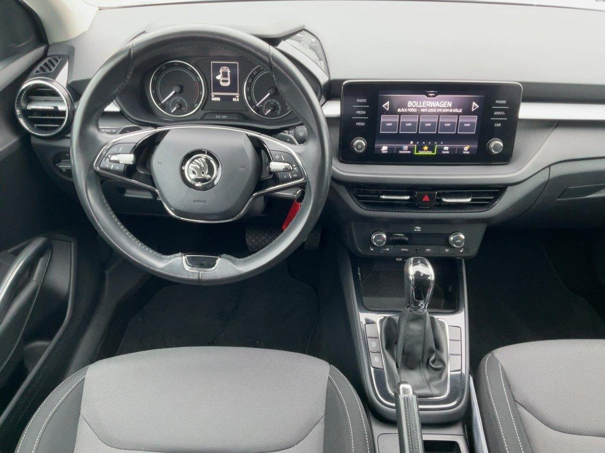 Skoda Fabia 1.0 TSI Ambition AHK,AUTOM.,LED,Navi,SHZ