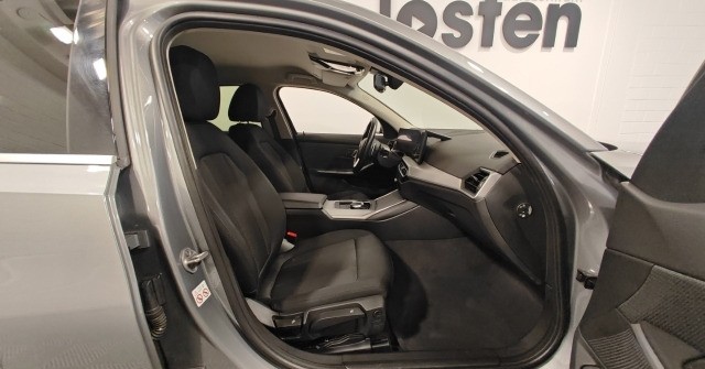 BMW 318 d Touring Park-Assistent Live Plus PDC LED