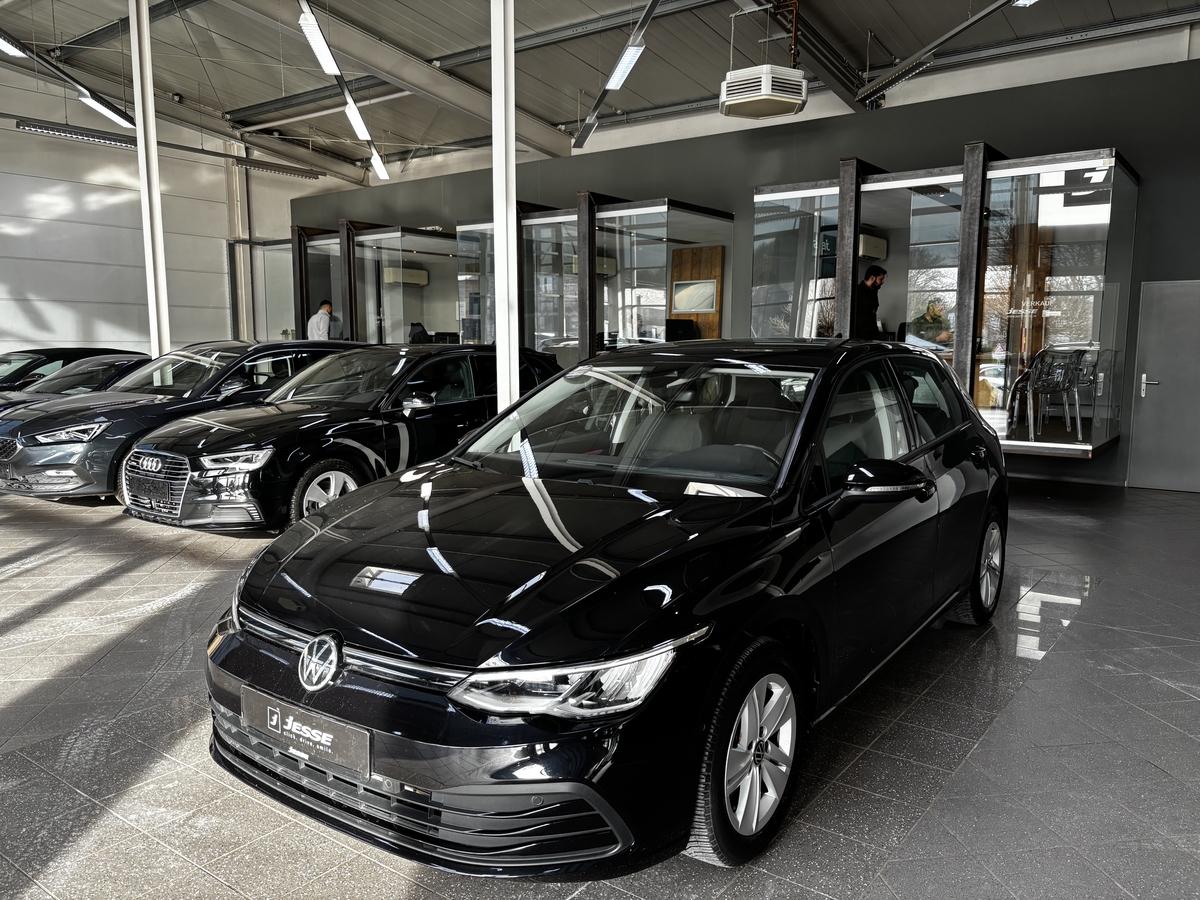 Volkswagen Golf VIII 1.5 TSI Life ACC Virtual Lane Carplay