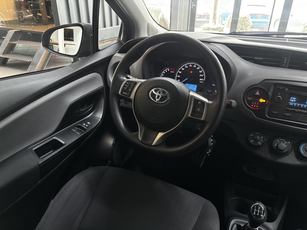 Toyota Yaris 1.0 Dual-VVTi Klima Bluetooth
