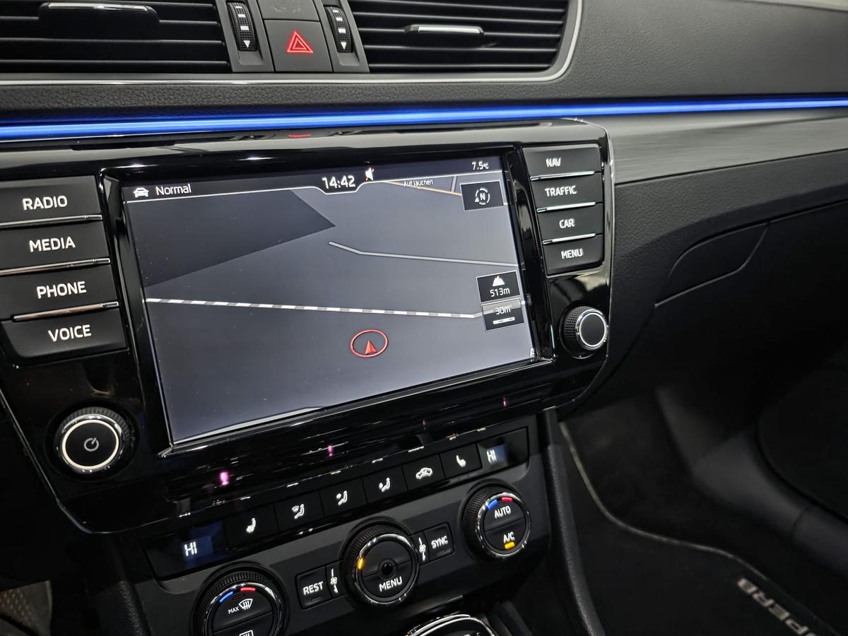 Skoda Superb Combi 4x4 / ACC / Ambiente /  HU 01/28