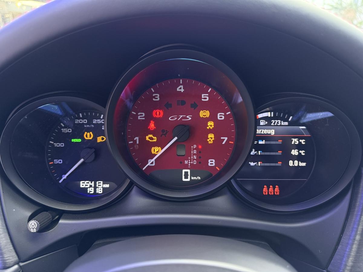 Porsche Macan GTS PDLS+ CHRONO PASM BOSE