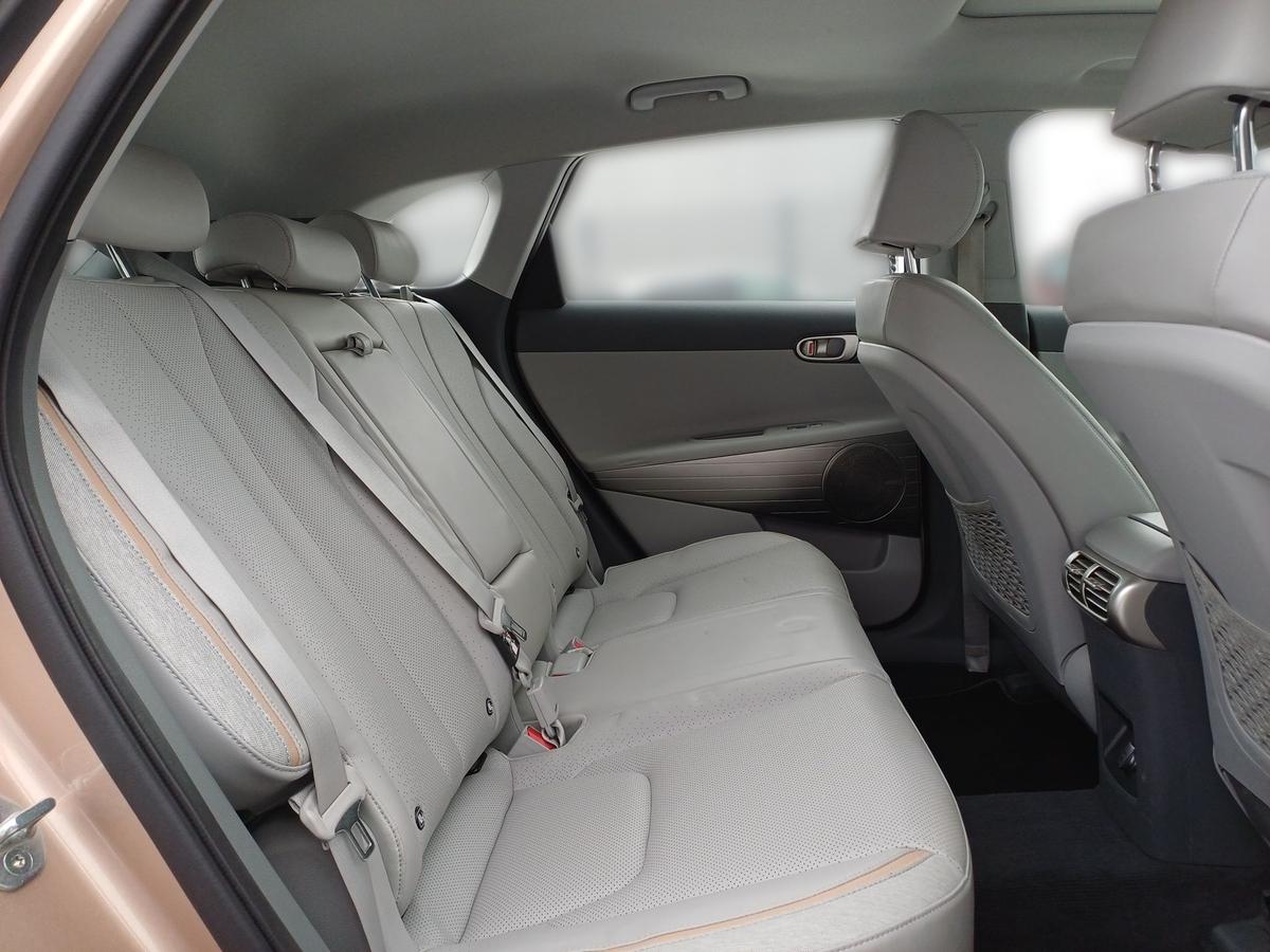 Hyundai Nexo WR KRELL Schiebedach 360°Kamera Navi App LED Totwinkel