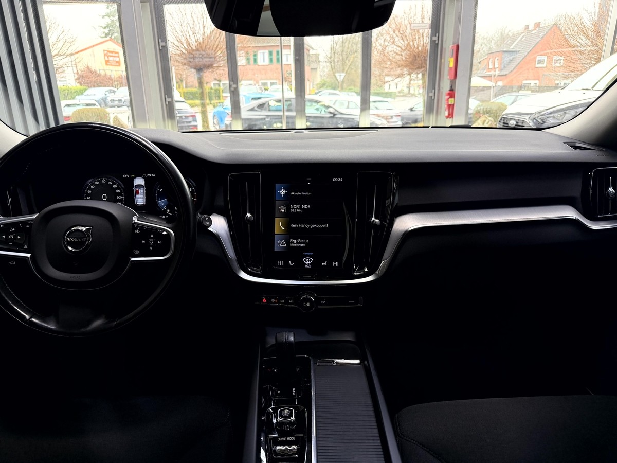 Volvo V60 Cross Country  B5 AWD LED Pano AHK 