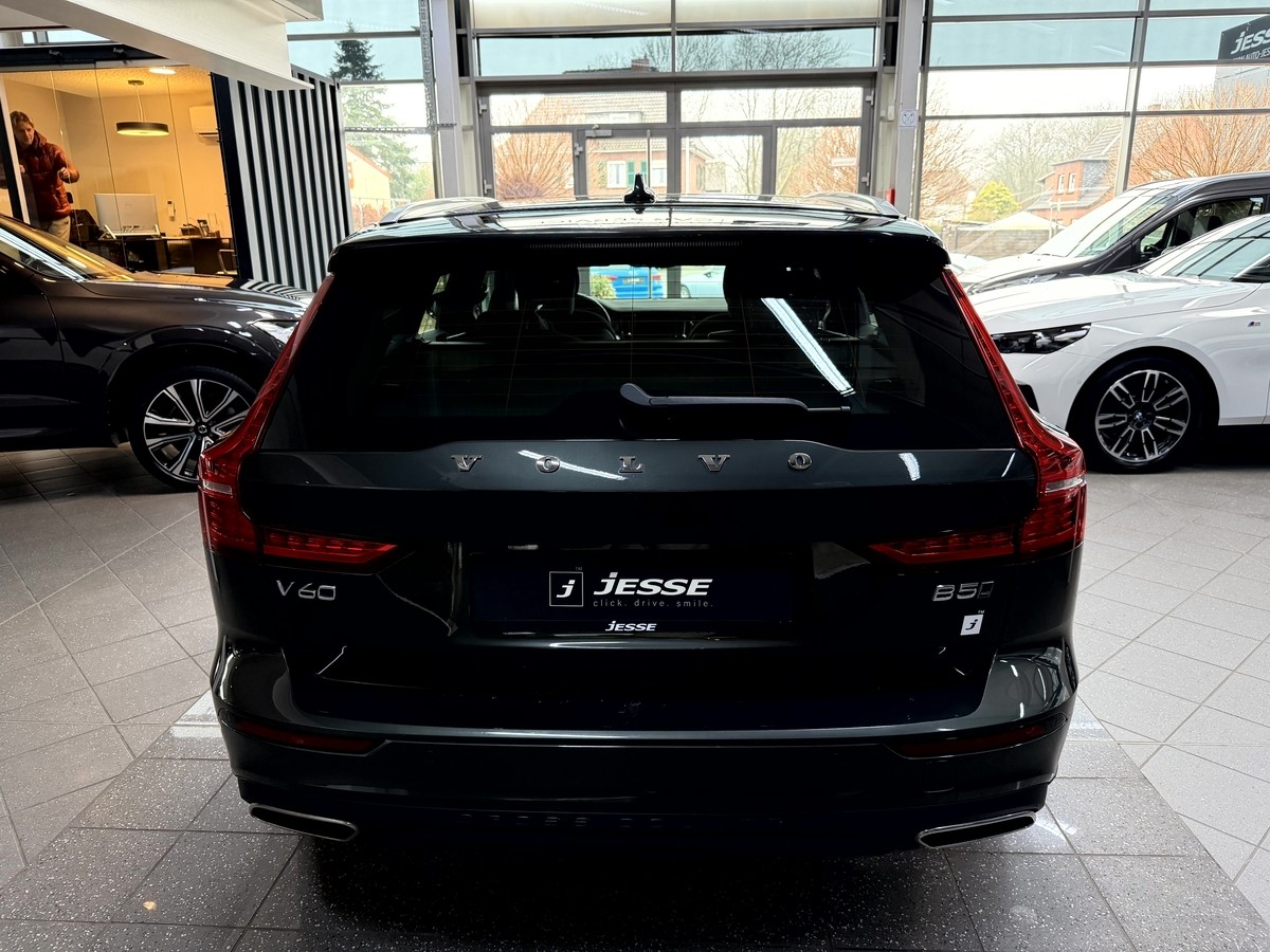 Volvo V60 Cross Country  B5 AWD LED Pano AHK 