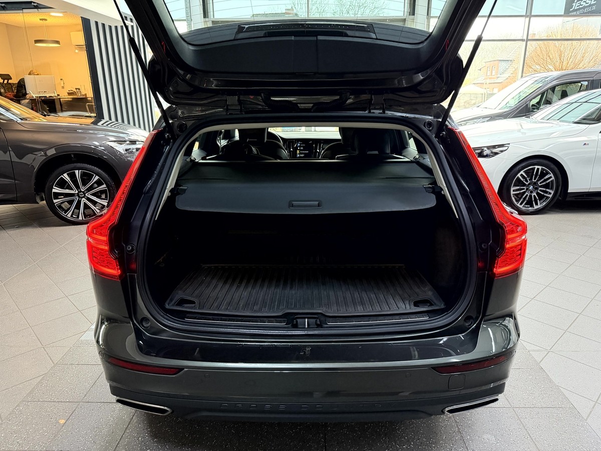 Volvo V60 Cross Country  B5 AWD LED Pano AHK 