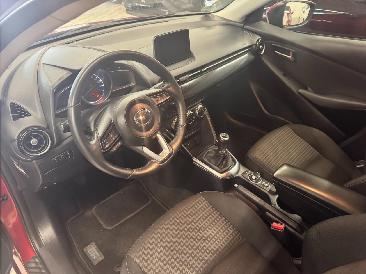 Mazda 2 Kizoku