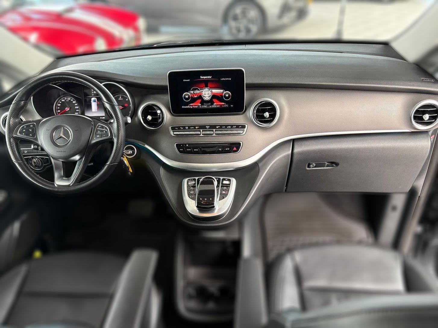 Mercedes-Benz V 220 V220  250CDI AVANTGARDE EDITION lang im Kundena.