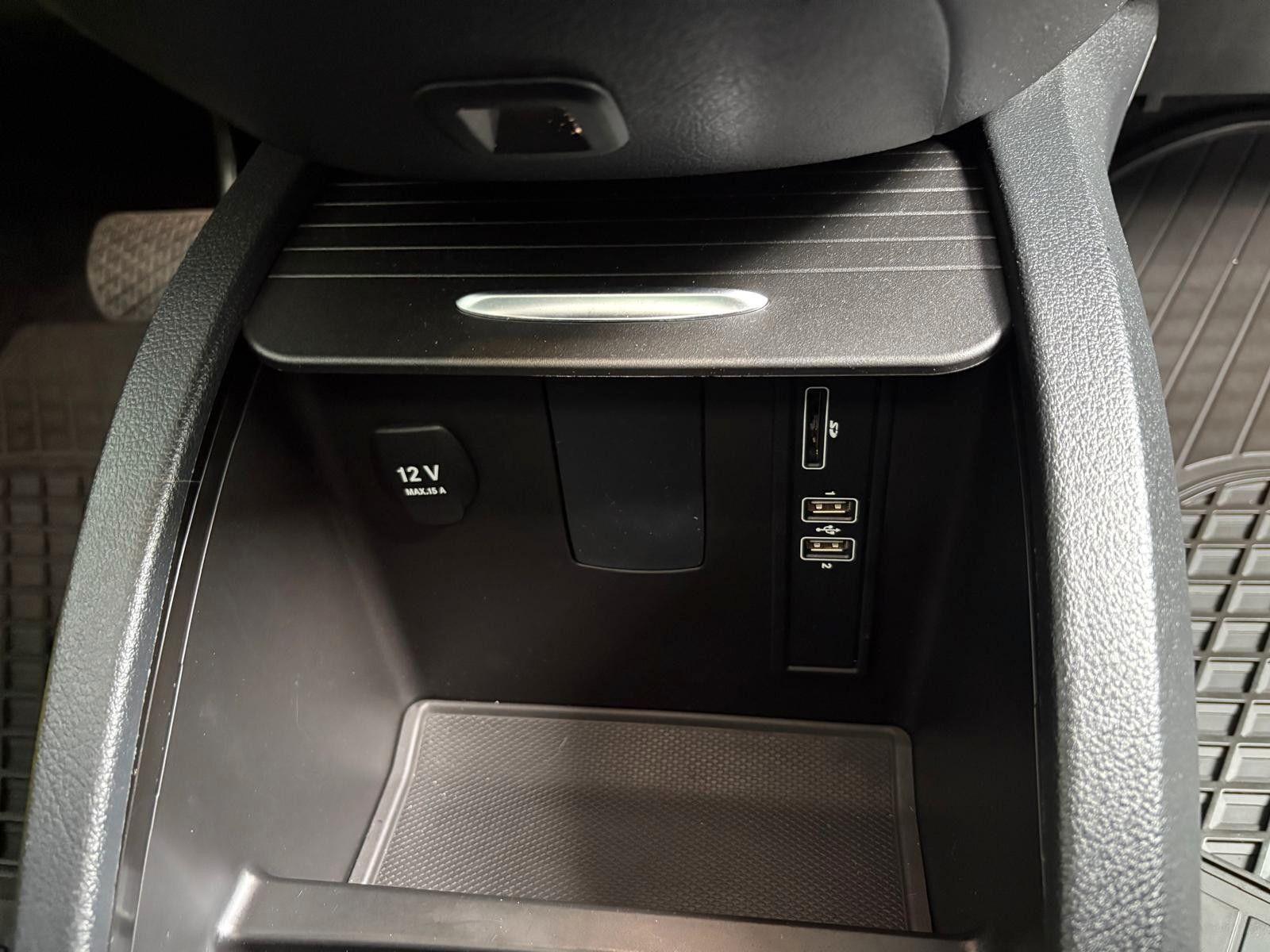 Mercedes-Benz V 220 V220  250CDI AVANTGARDE EDITION lang im Kundena.