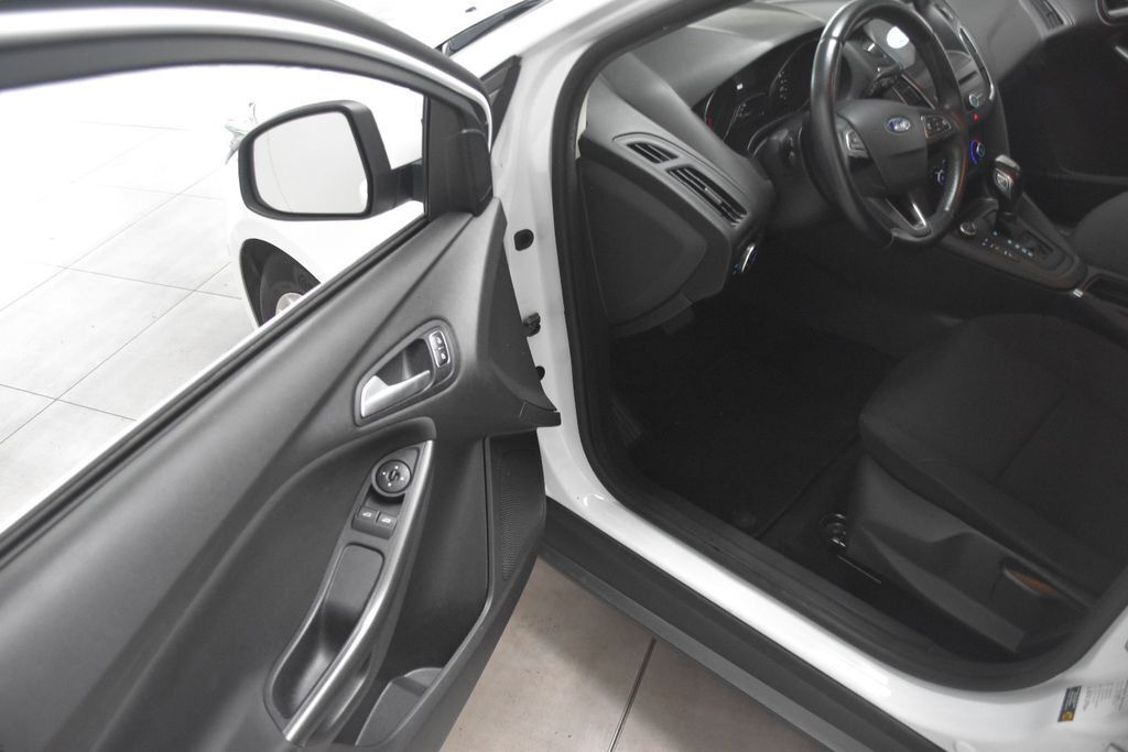 Ford Focus Turnier Cool & Connect Autom.  Navi Kamera