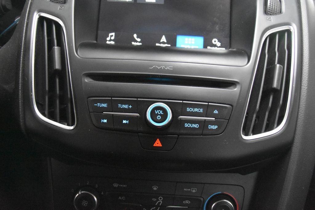 Ford Focus Turnier Cool & Connect Autom.  Navi Kamera
